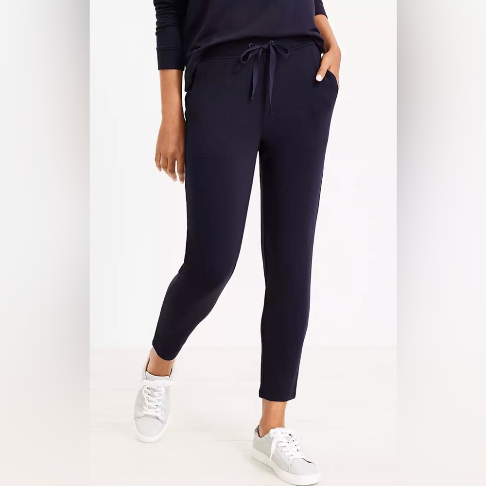 Lou & Grey sweatpants, navy blue, size S, NWT